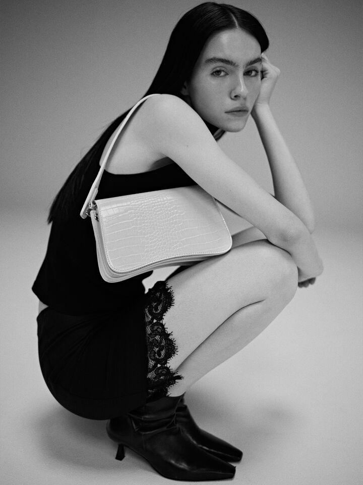 Mini skirt with lace - women's mini skirts - Black | Sisley image number 7